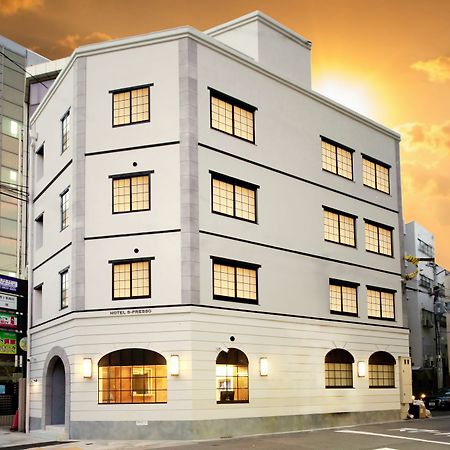 Hotel S-Presso Namba Osaka Bagian luar foto