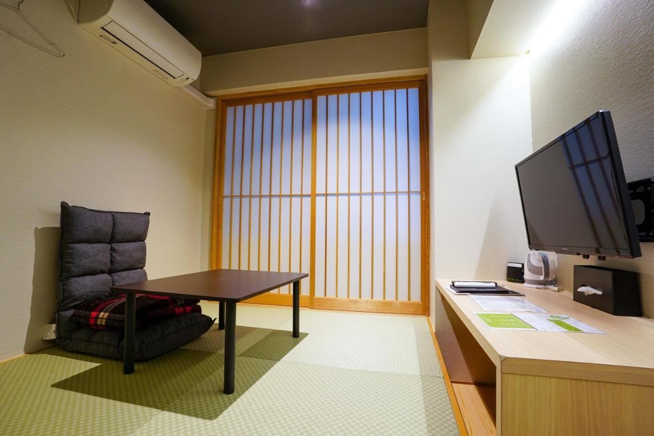 Hotel S-Presso Namba Osaka Bagian luar foto