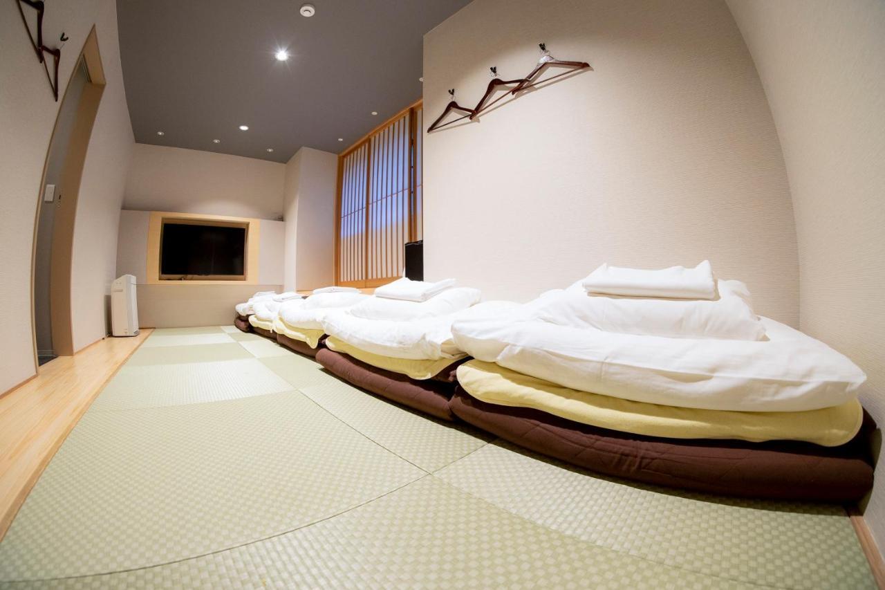 Hotel S-Presso Namba Osaka Bagian luar foto