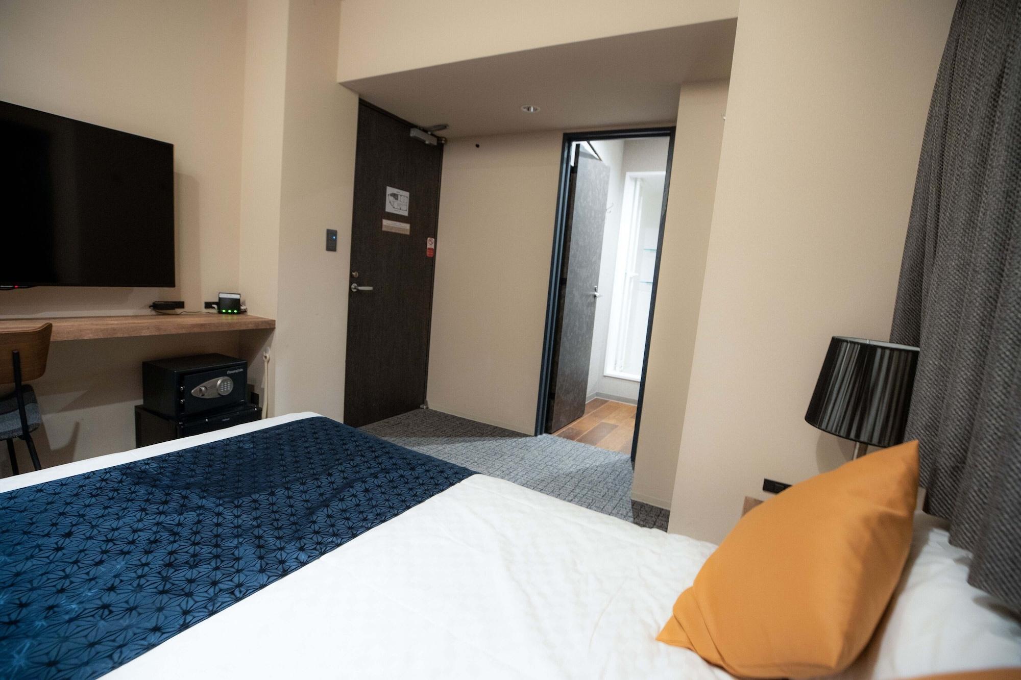Hotel S-Presso Namba Osaka Bagian luar foto