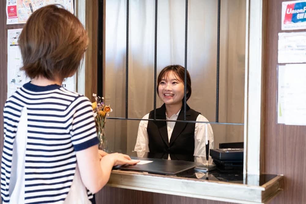 Hotel S-Presso Namba Osaka Bagian luar foto